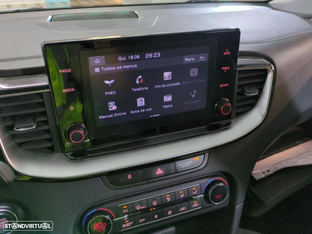 Kia XCeed - 10