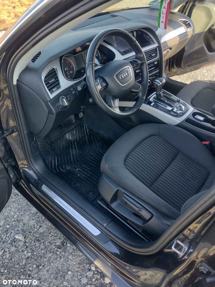 Audi A4 Avant 2.0 TDI DPF clean diesel multitronic Ambiente - 12