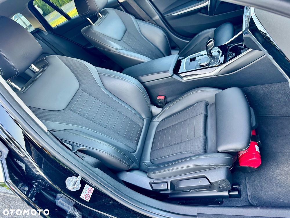 BMW Seria 3 318i Advantage sport - 20