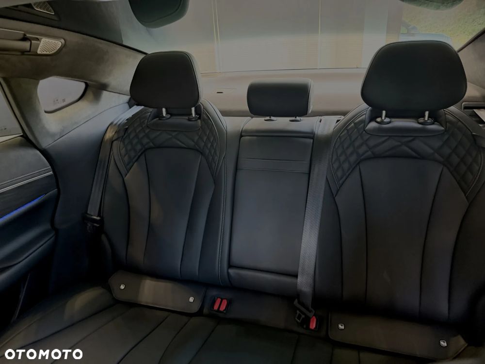 Exlantix ES 100kWh Premium AWD - 34
