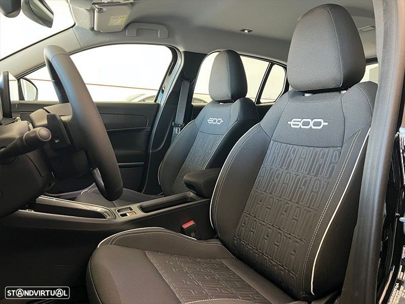 Fiat 600 1.2 Hybrid - 10