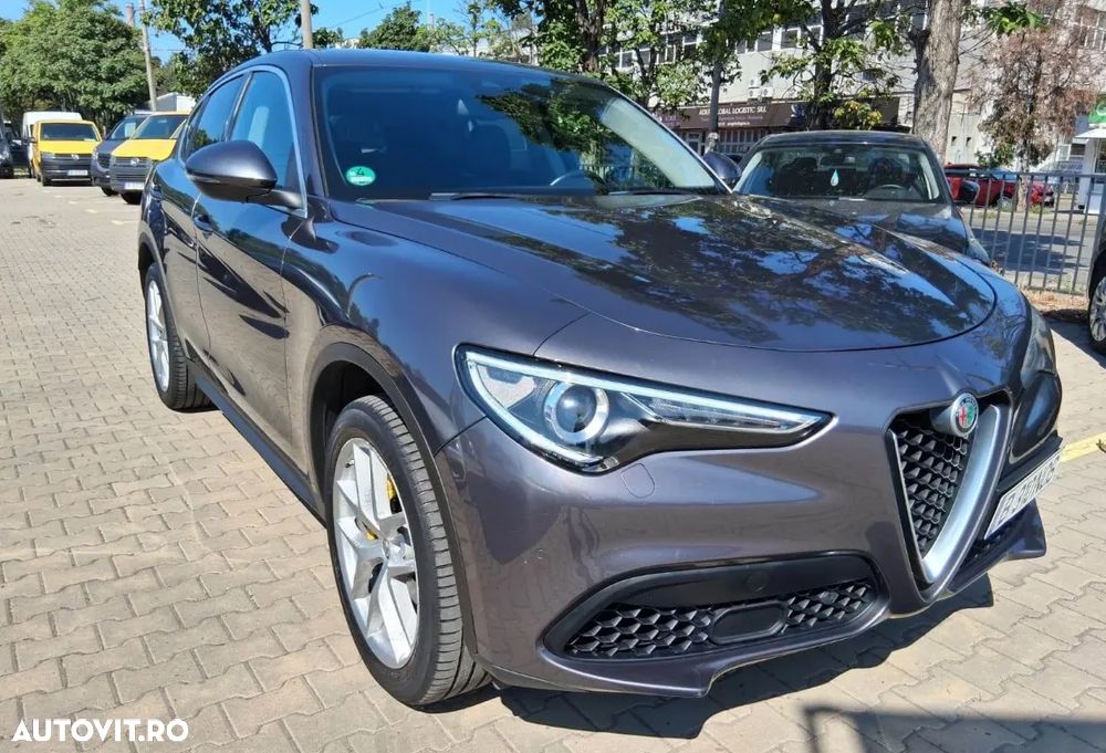 Alfa Romeo Stelvio 2.0 Turbo AWD AT8 First Edition - 5