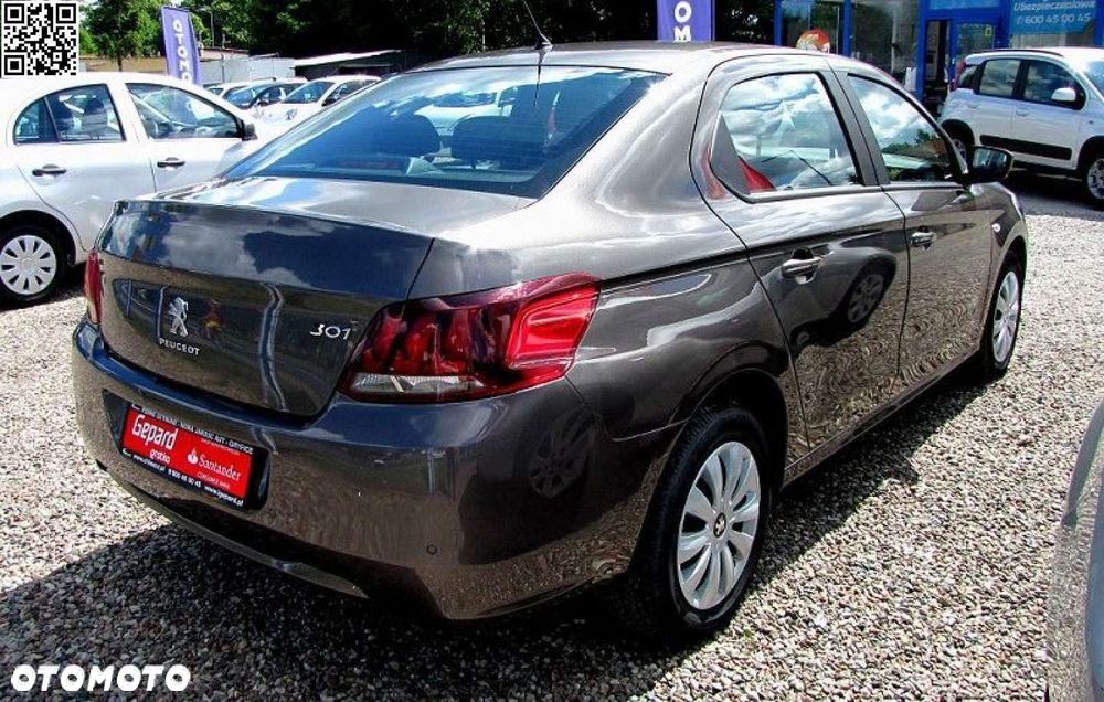 Peugeot 301 - 7