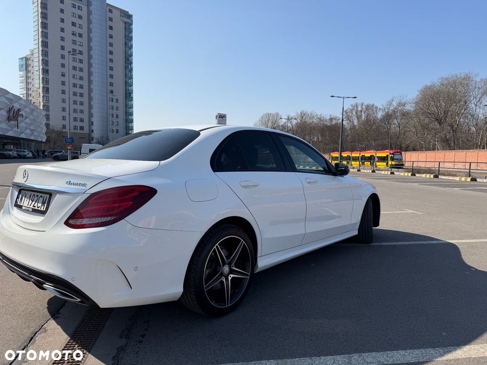 Mercedes-Benz Klasa C 200 4-Matic 9G-TRONIC - 3
