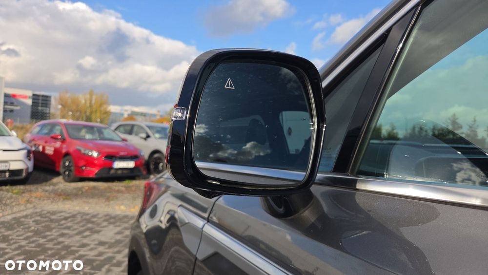 Kia Sorento - 10
