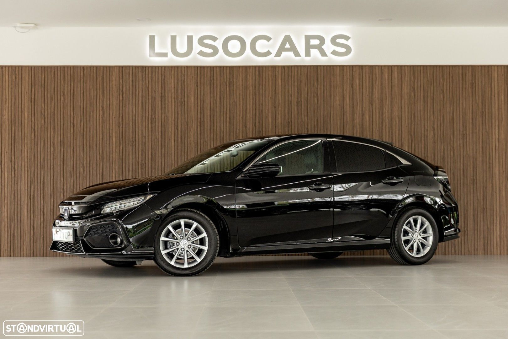Honda Civic 1.0 i-VTEC Executive Premium - 1