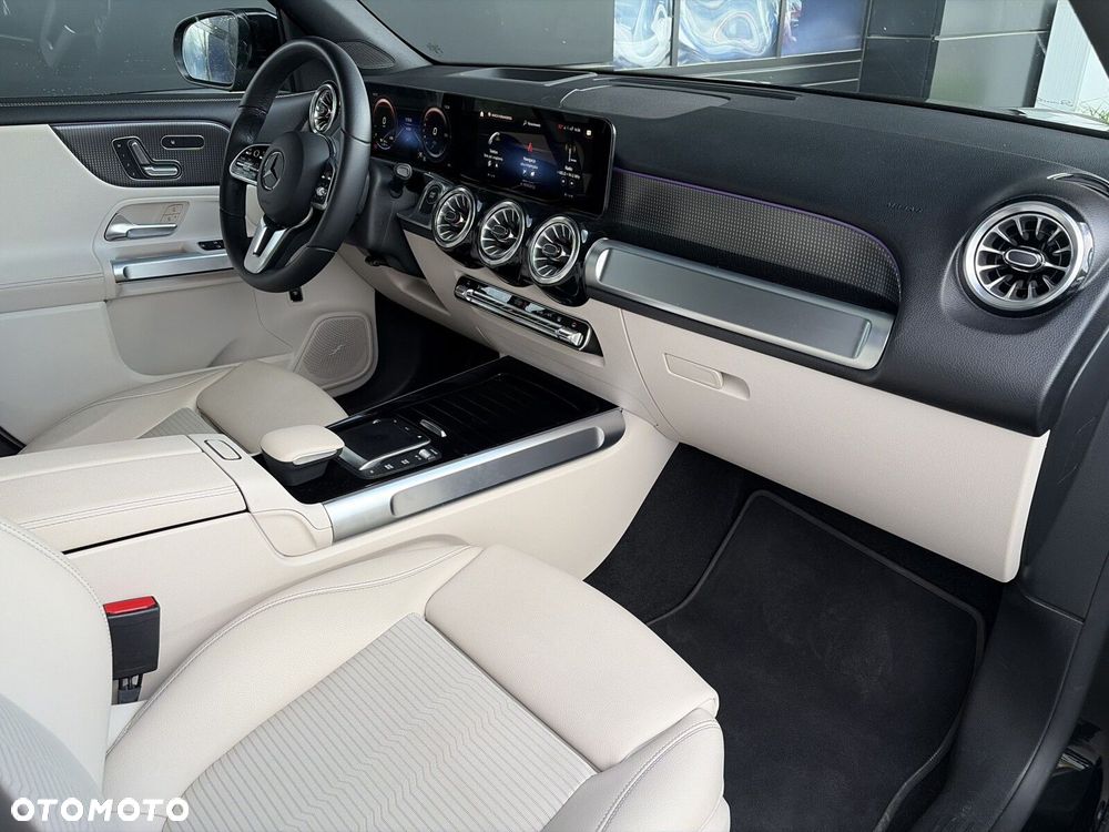 Mercedes-Benz EQB 300 66.5kWh 4-Matic Progressive - 13