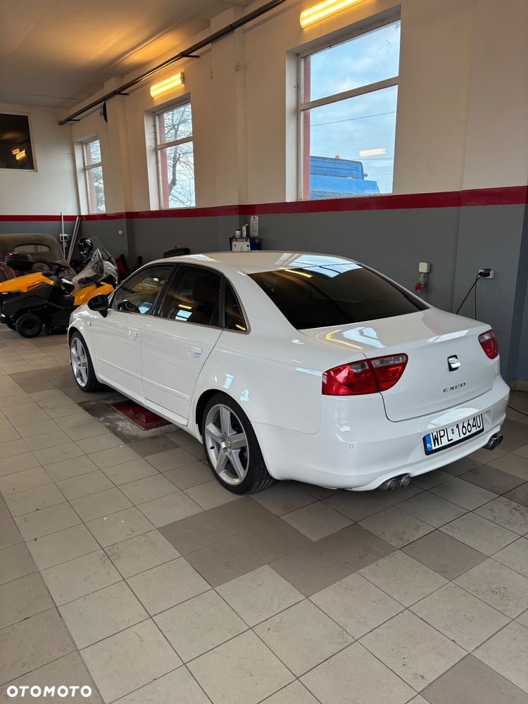 Seat Exeo 2.0 TDI DPF Sport - 2
