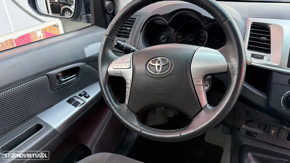 Toyota Hilux 2.5 D-4D 4WD CE - 15