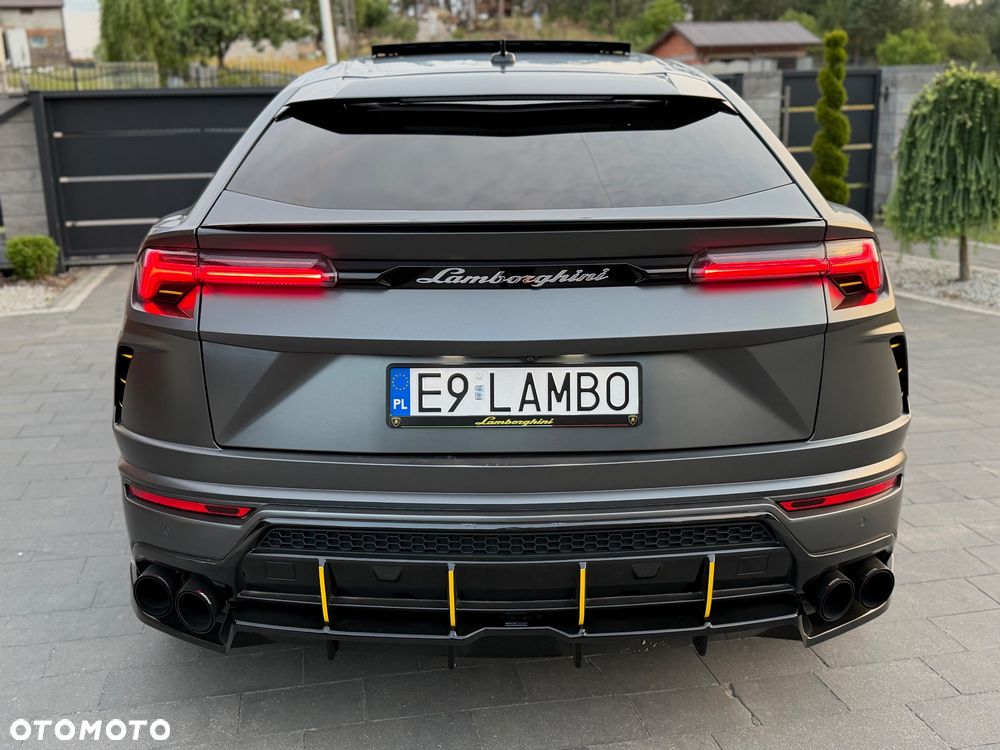 Lamborghini Urus Standard - 10