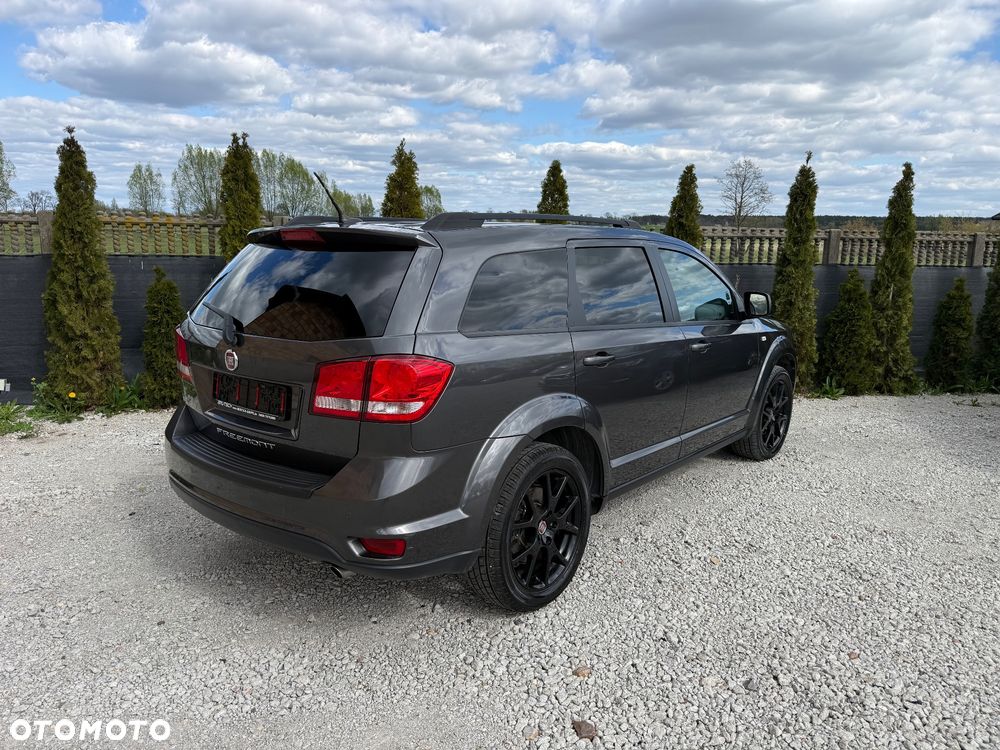 Fiat Freemont 2.0 Multijet 16V DPF Automatik Allrad Black Code - 8