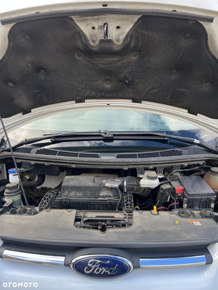 Ford TRANSIT CUSTOM - 8