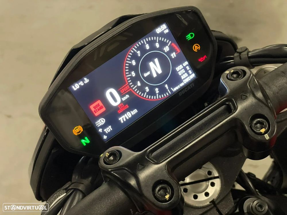 Ducati Hypermotard 950 RVE - 13