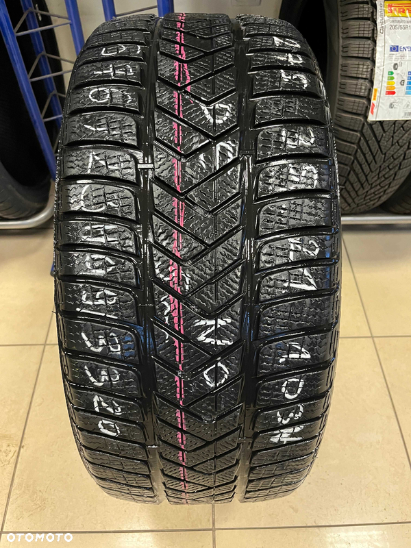1 szt. opony używane zimowe 275/35r21 103V N0 Pirelli Sottozero 3