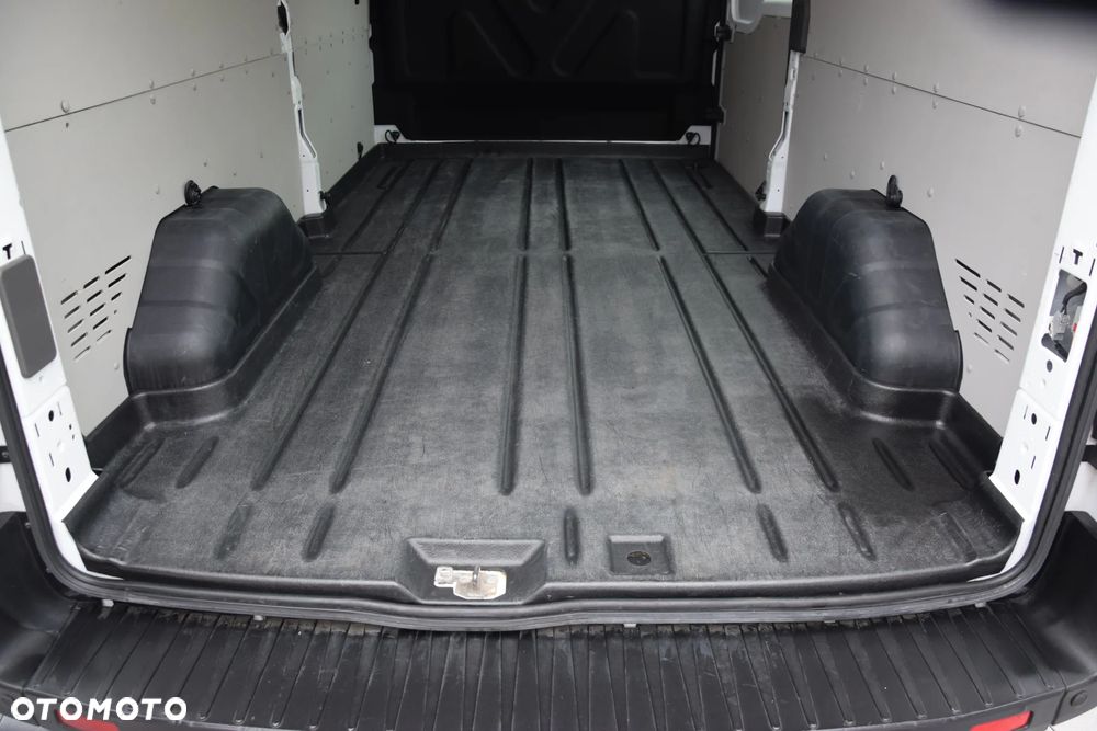 Ford Transit - 16