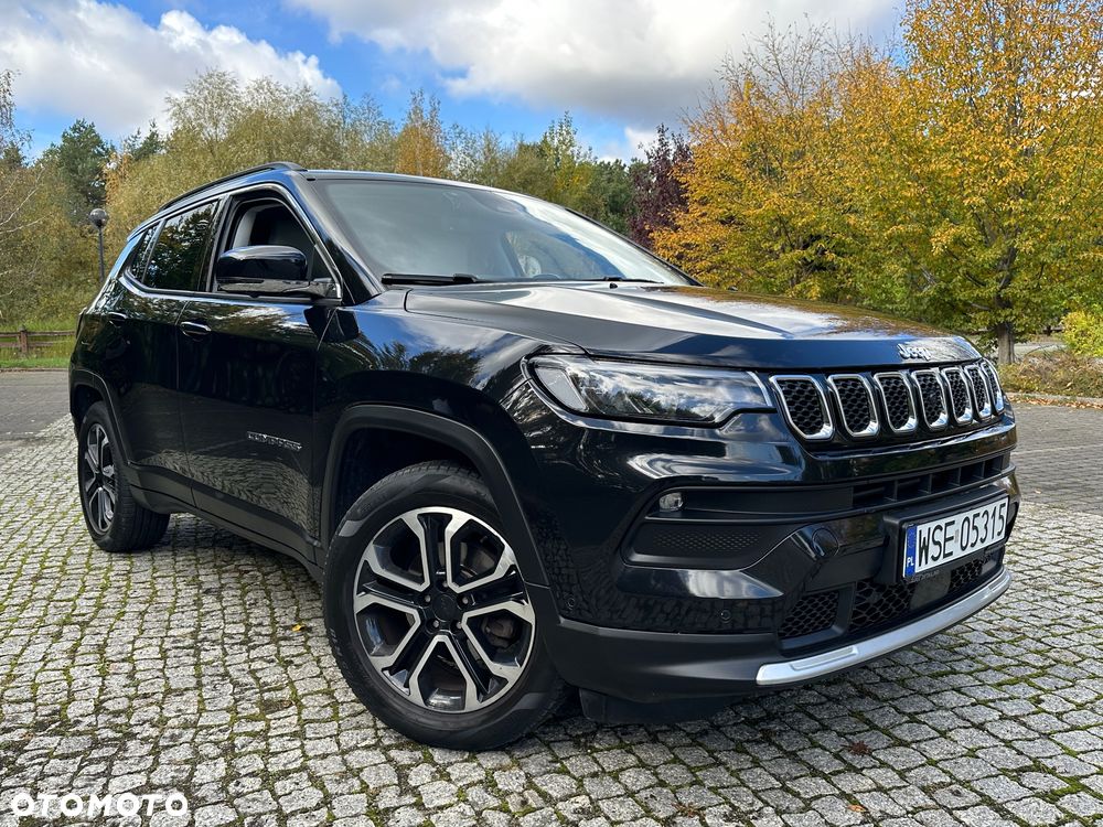 Jeep Compass - 32