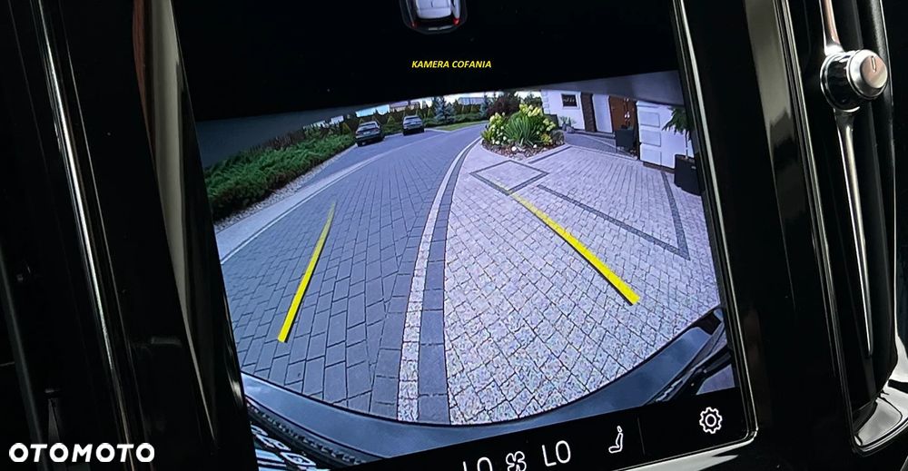 Volvo XC 60 B4 D AWD Plus Dark - 18