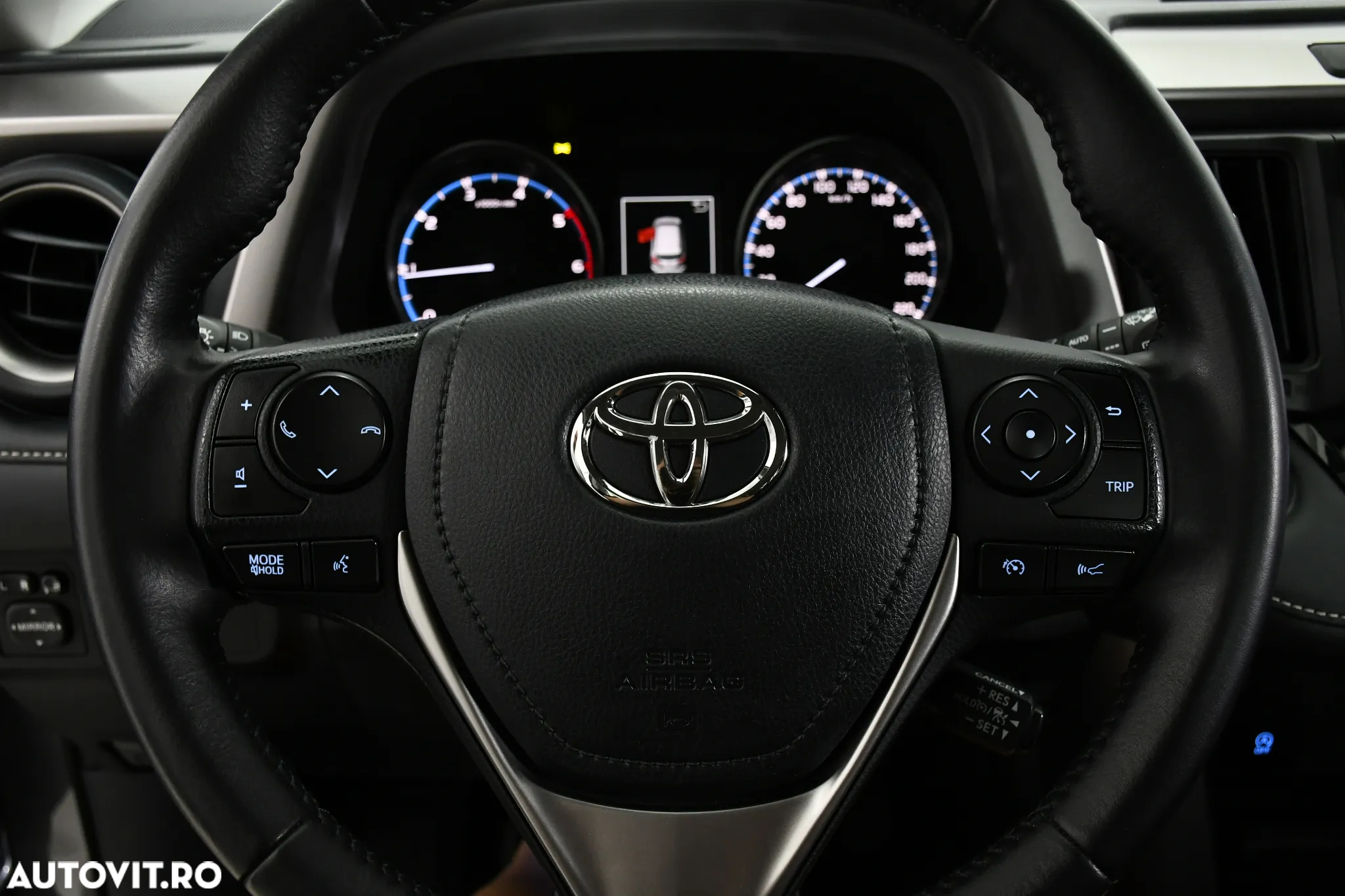 Toyota RAV4 2.0 D-4D 2WD Executive - 26