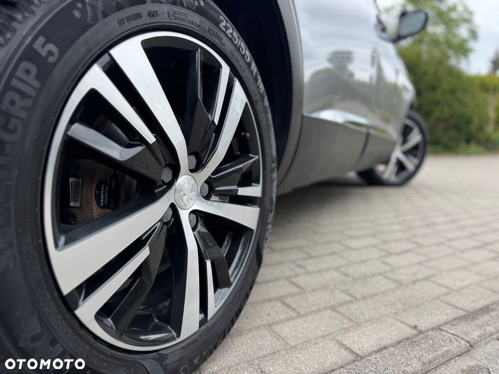 Peugeot 5008 1.5 BlueHDi GT S&S - 23