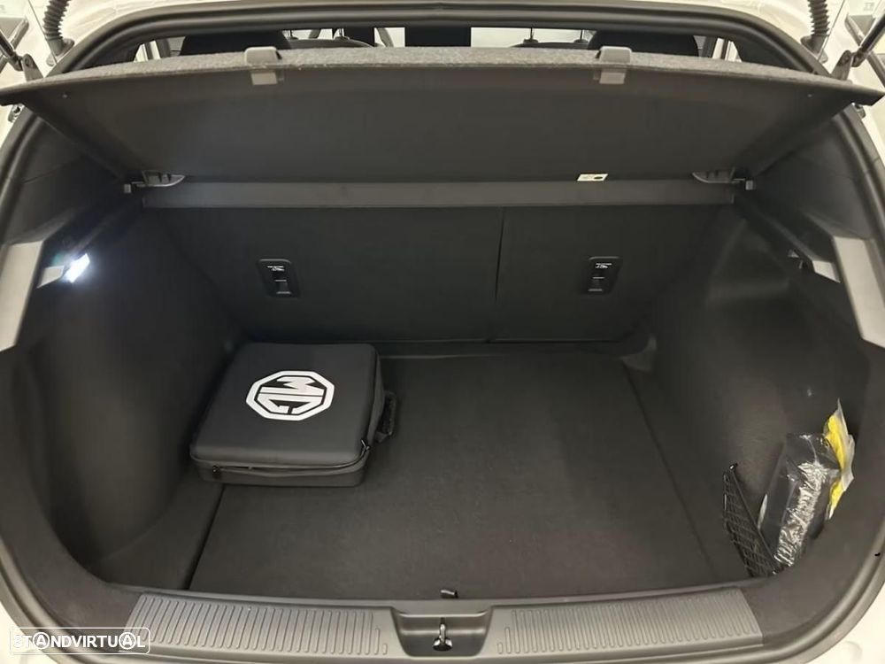 MG MG4 51 kWh Standard - 7