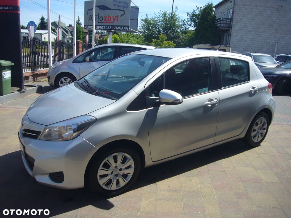 Toyota Yaris - 2