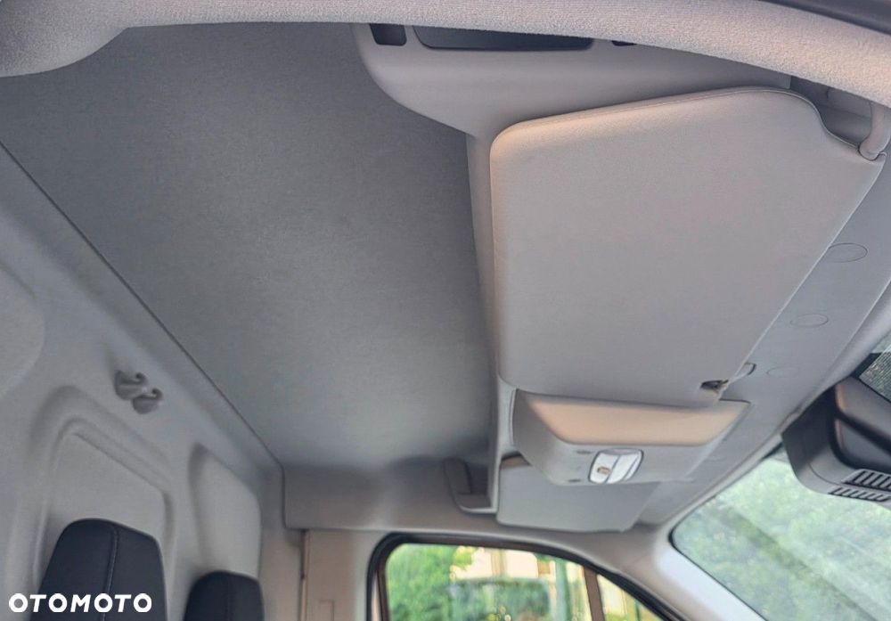 Ford Transit - 28
