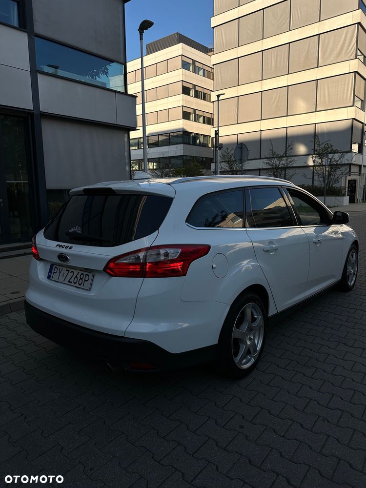 Ford Focus 1.6 EcoBoost Titanium - 4