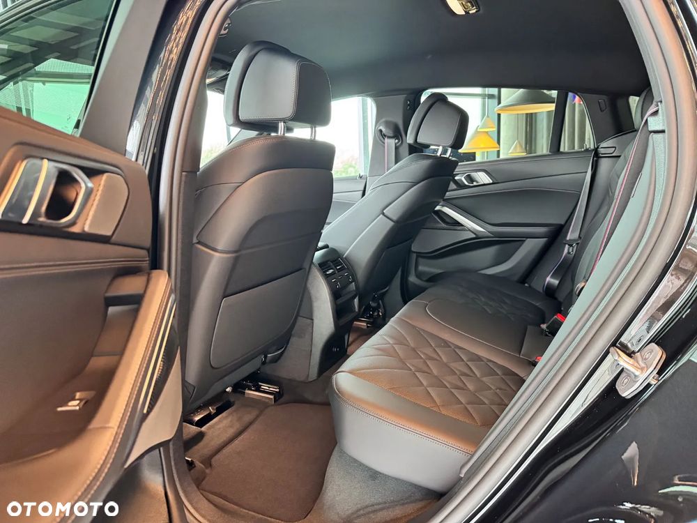 BMW X6 - 21