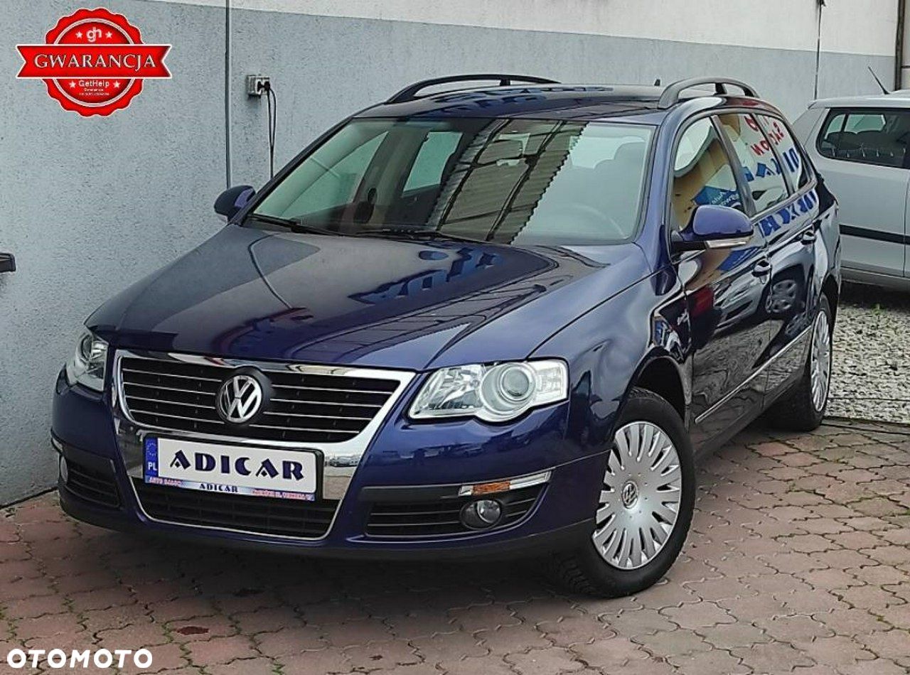 Volkswagen Passat - 1