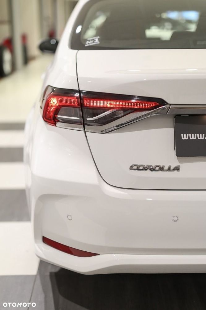 Toyota Corolla - 36