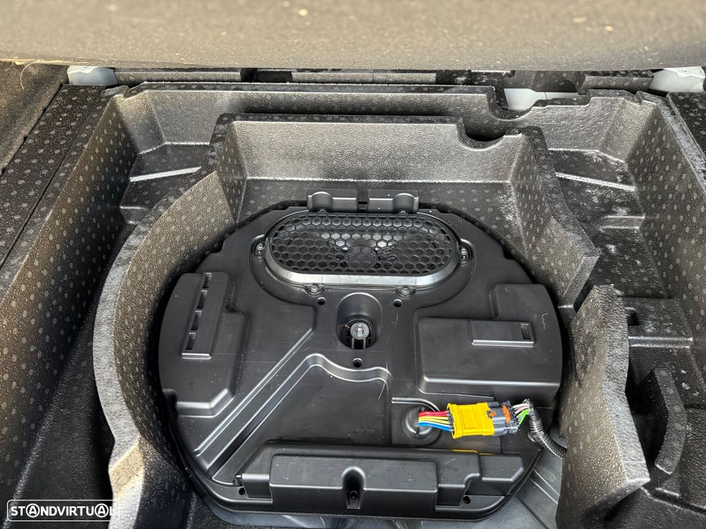 Peugeot 308 SW BlueHDi 130 EAT8 GT - 17
