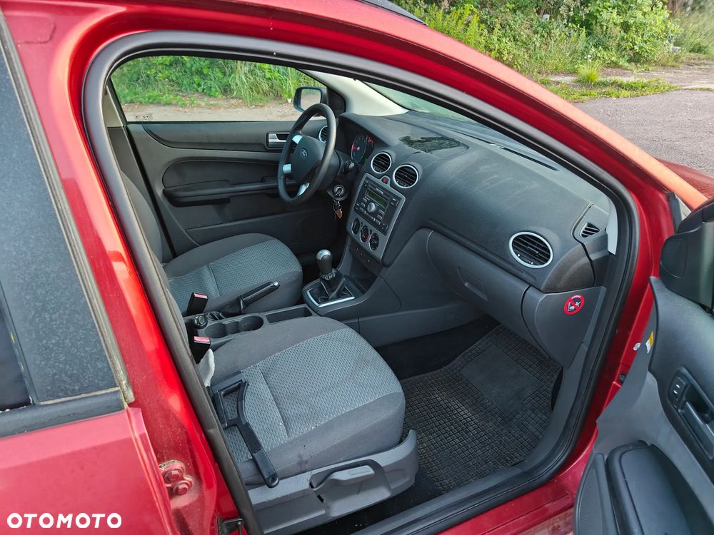 Ford Focus 1.6 16V Style - 7