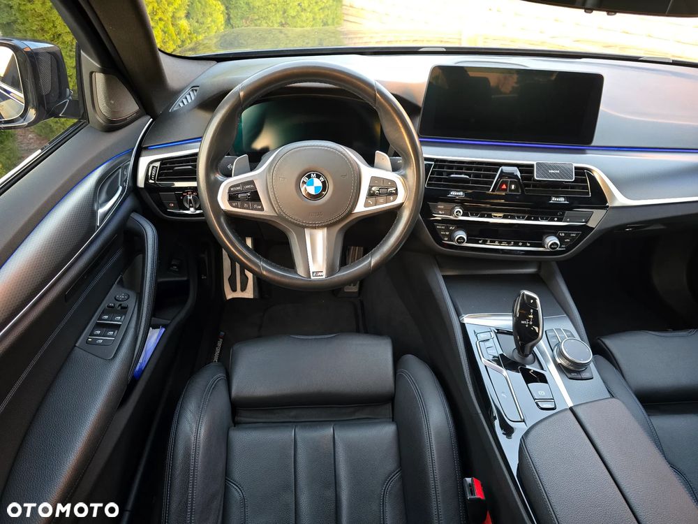 BMW Seria 5 520d Efficient Dynamics M Sport sport - 33