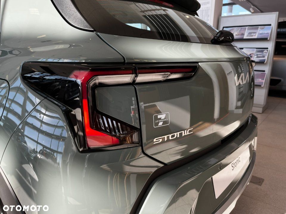 Kia Stonic - 23