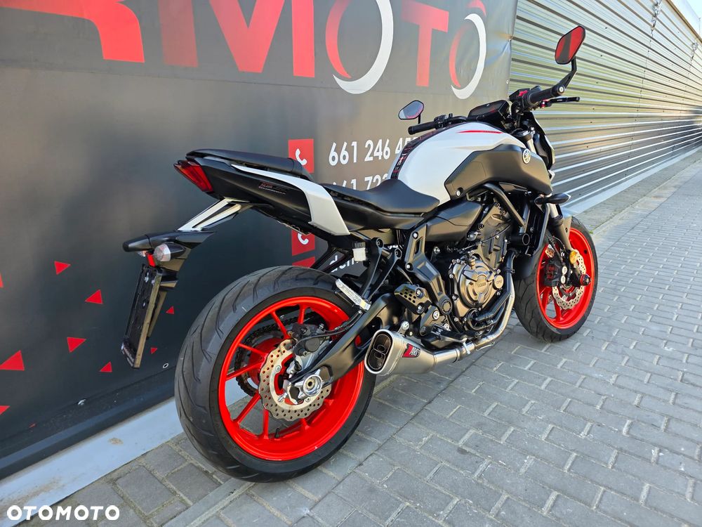 Yamaha MT - 3