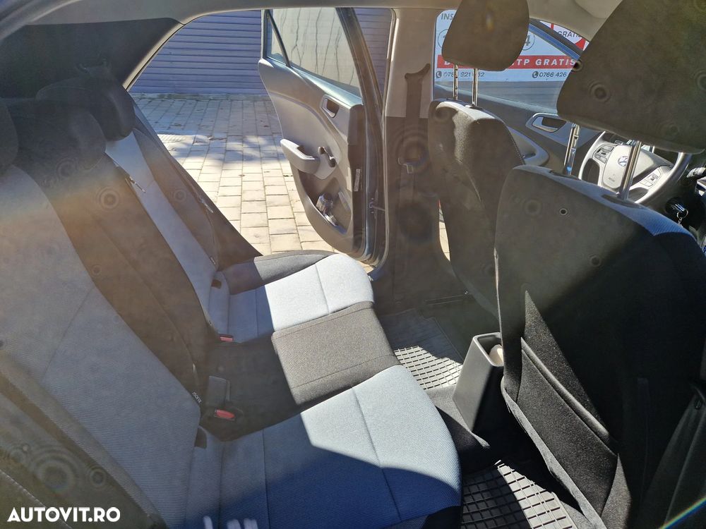 Hyundai i20 1.25 84CP M/T Comfort - 9