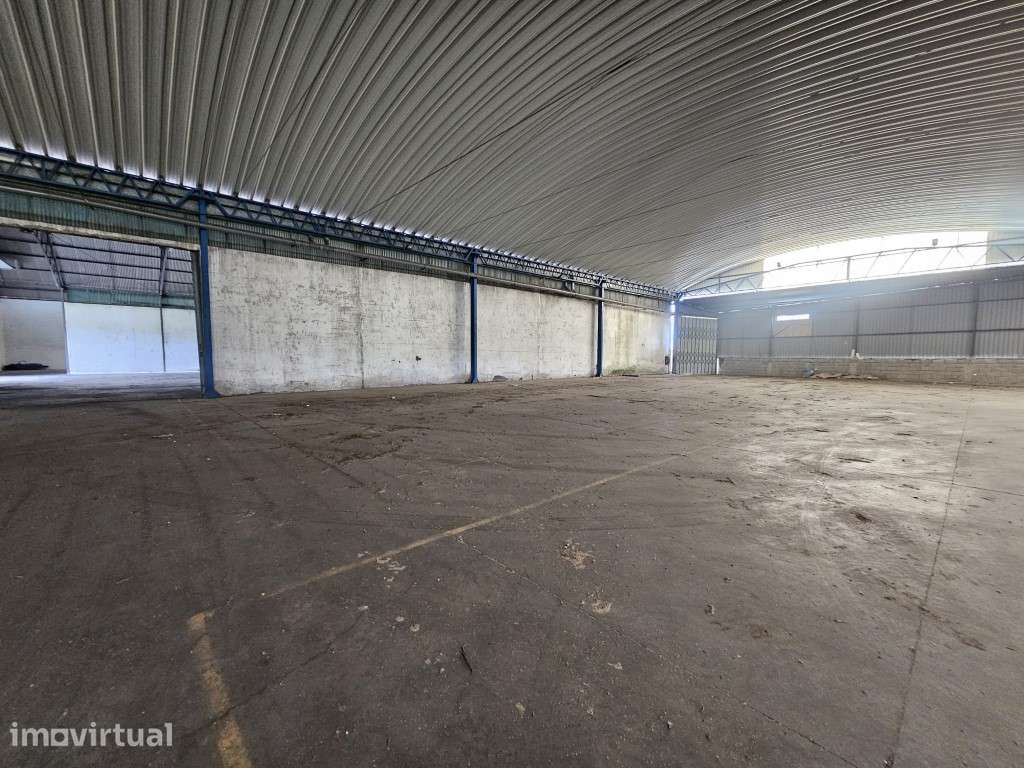 Armazém Industrial e Logístico com Potencial de Expansão | Ourém - Grande imagem: 2/15