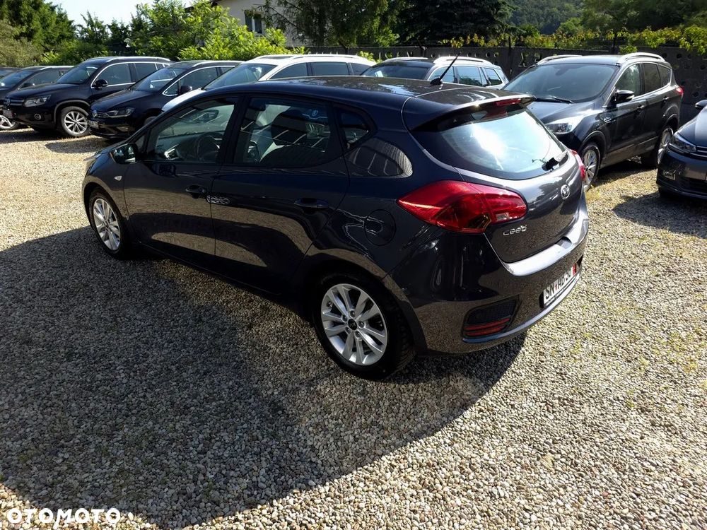 Kia Ceed 1.4 L Business Line - 5