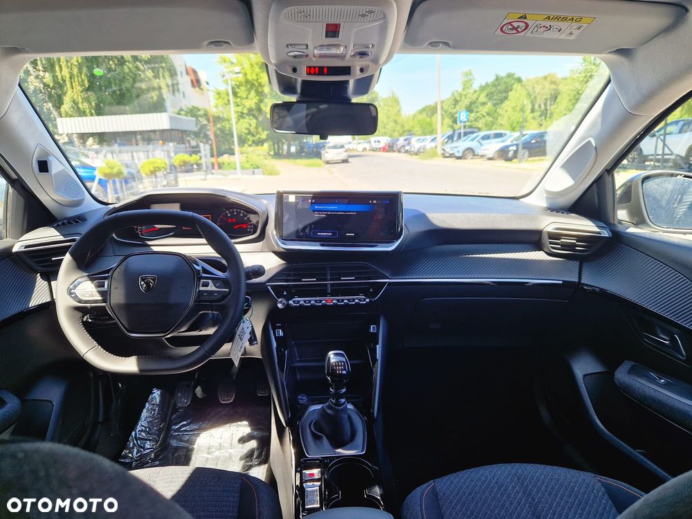 Peugeot 208 1.2 PureTech Business S&S - 12