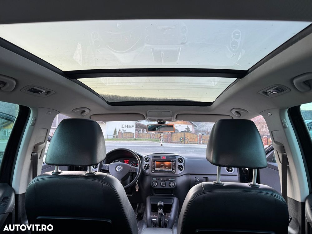 Volkswagen Tiguan 2.0 TDI DPF 4Motion BlueMotion Technology Exclusive - 5