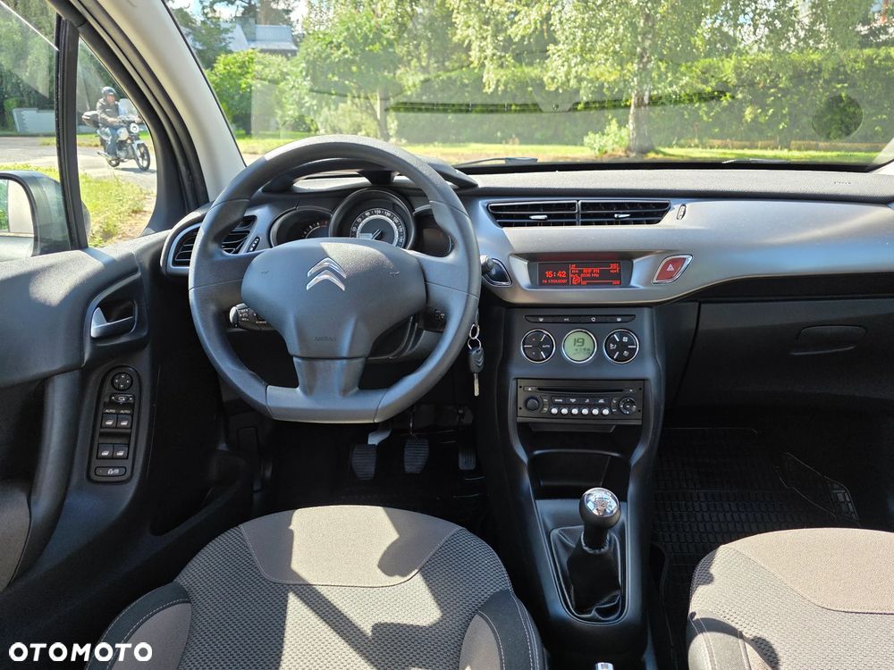Citroën C3 Pure Tech (VTi) 82 Exclusive - 6