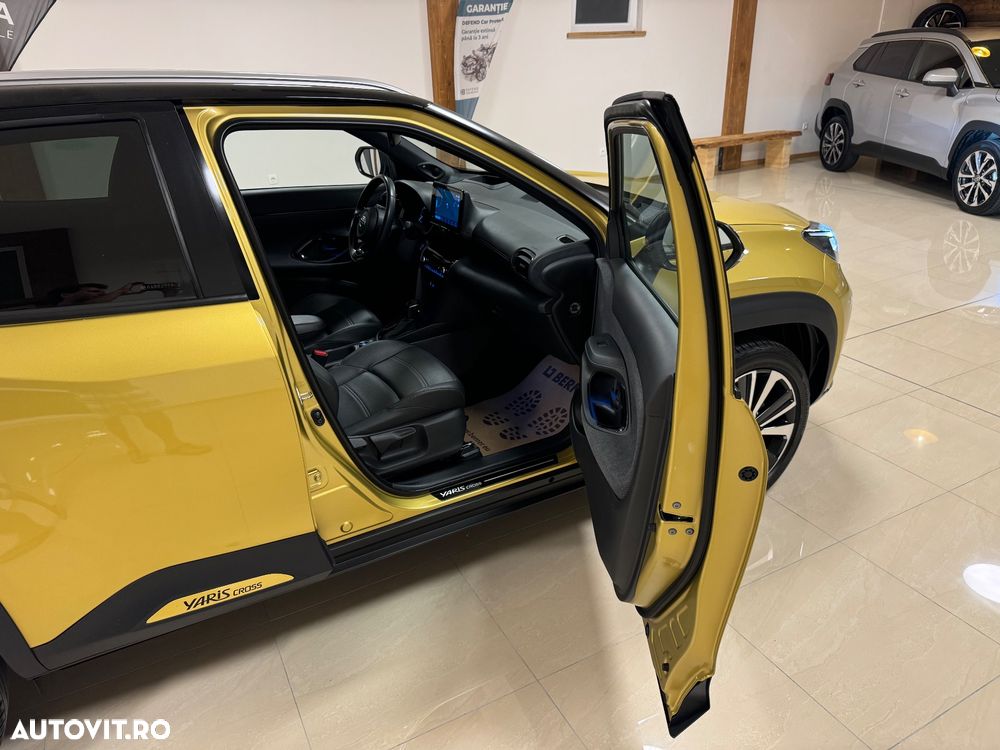 Toyota Yaris - 11