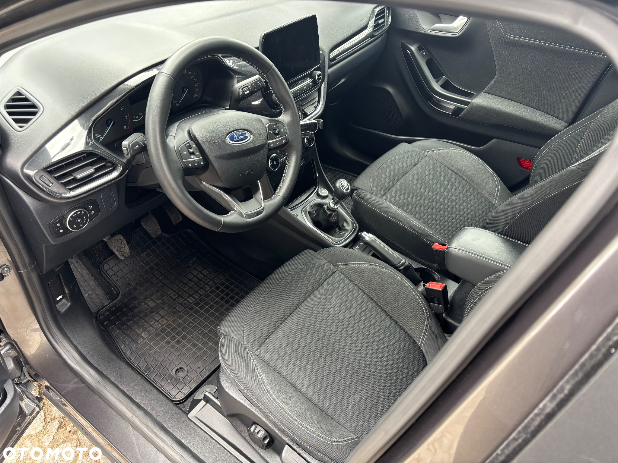 Ford Puma 1.0 EcoBoost Hybrid TITANIUM - 25