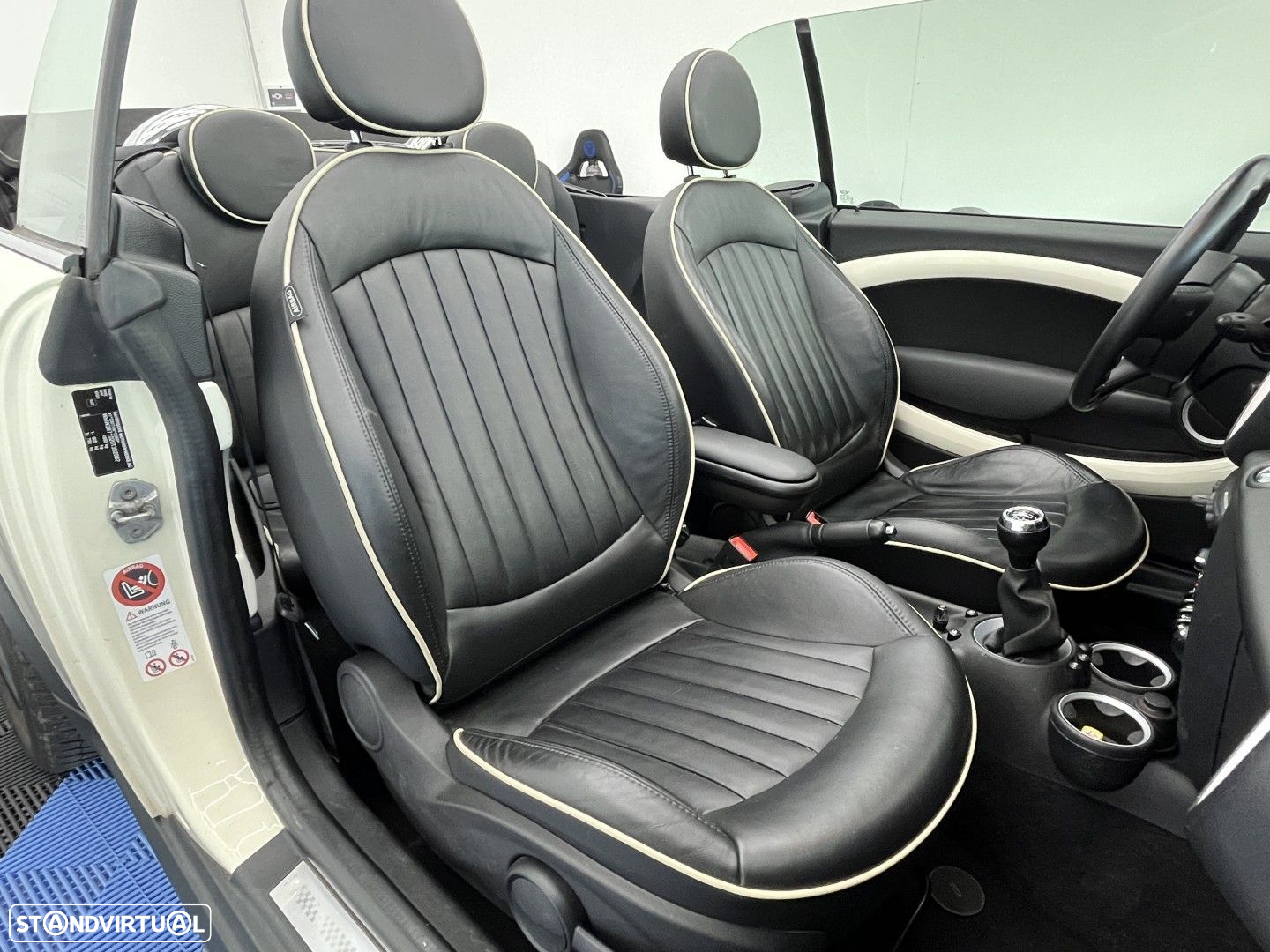 MINI Cabrio Cooper SD - 17