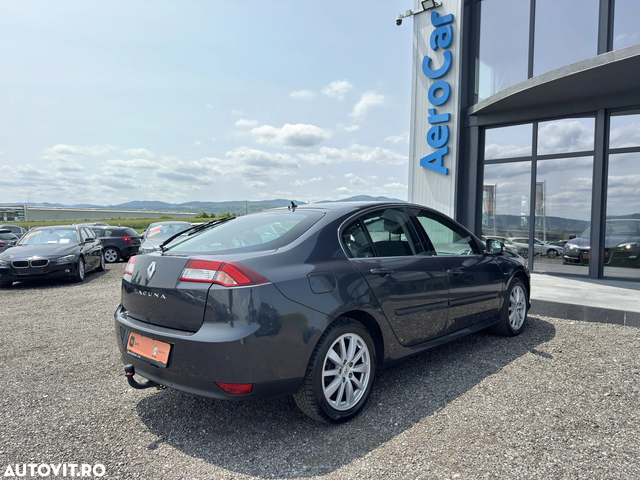 Renault Laguna dCi 110 FAP Bose Edition - 11