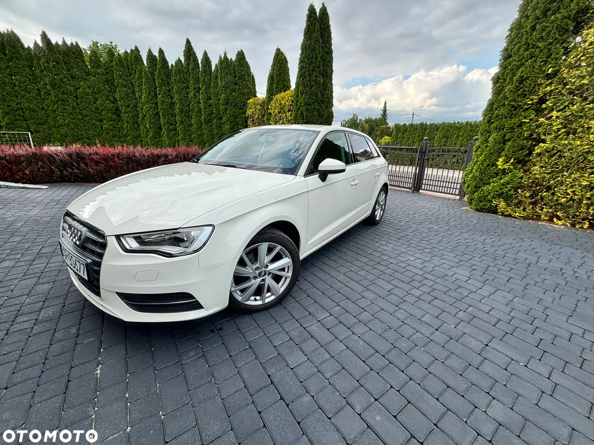 Audi A3 1.4 TFSI Sportback S tronic Ambiente - 2