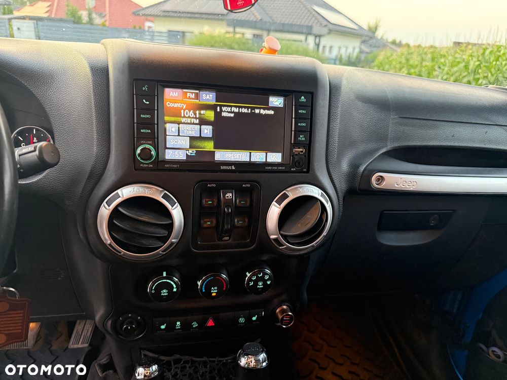 Jeep Wrangler 3.6 Unlim Sahara - 9