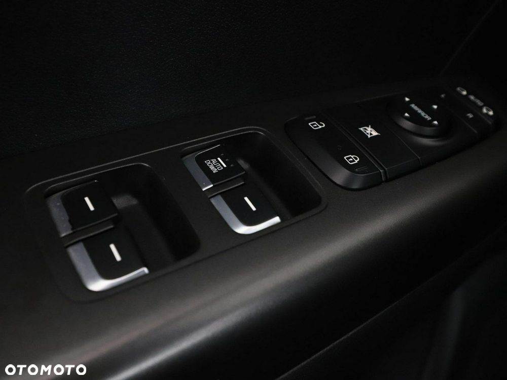 Kia Sportage 1.6 GDI L 2WD - 35