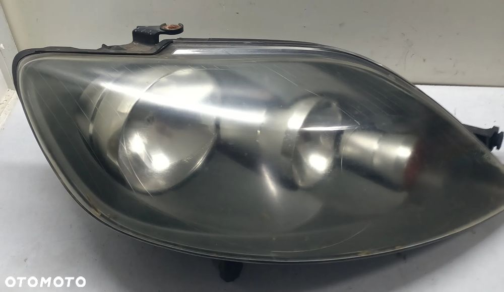 LAMPA PRZEDNIA PRAWA - VW GOLF PLUS 2005 ROK / EUROPA - 1
