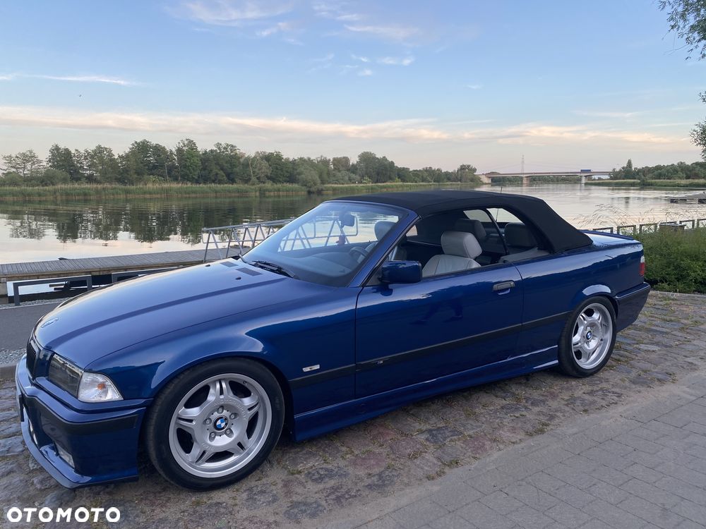 BMW Seria 3 320i - 16
